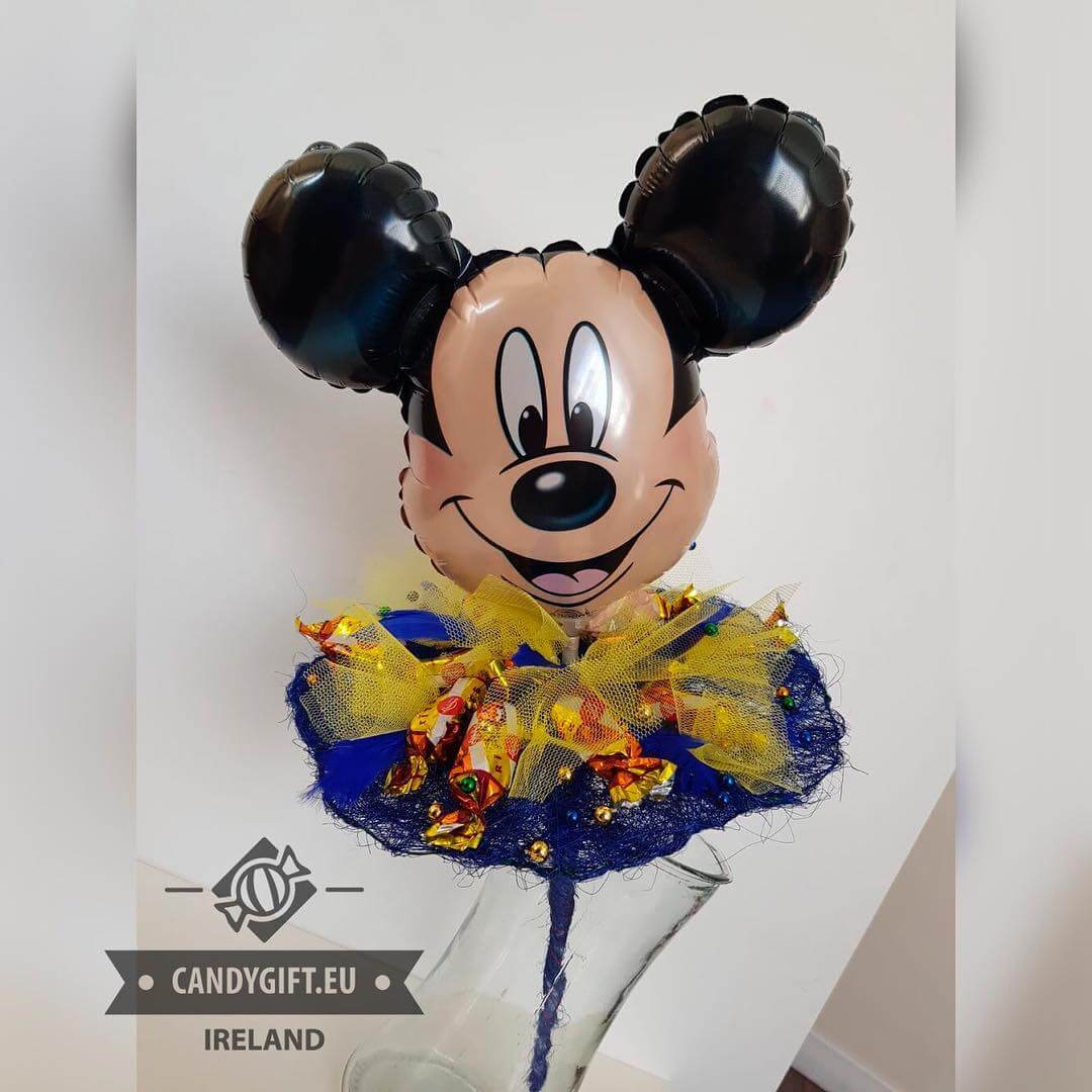 Mickey Mouse shaped baloon and candy